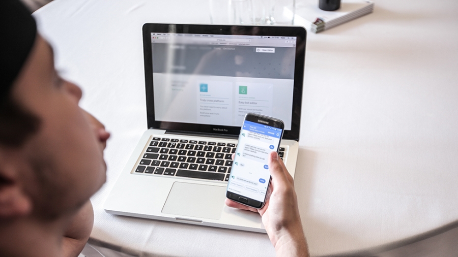 Los chatbots o asistentes virtuales están ganando aceptación en el ámbito sanitario