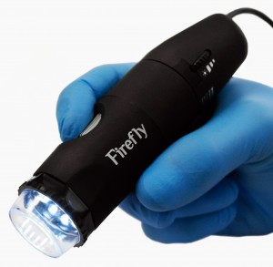 Tricoscopio digital para el injerto capilar